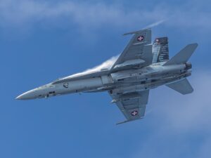 Optical path of a co-aperture system.